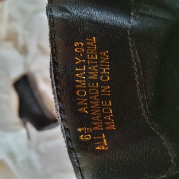 Black suede Rouge! peep toes ankle booties, size 6 1/2 - Picture 10 of 11